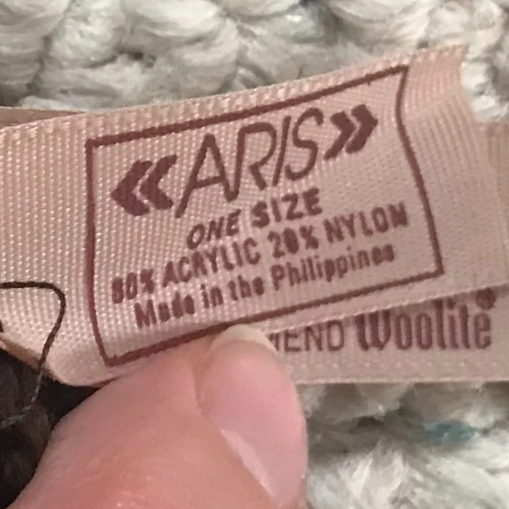 NWOT Aris Vintage faux leather & knit gloves